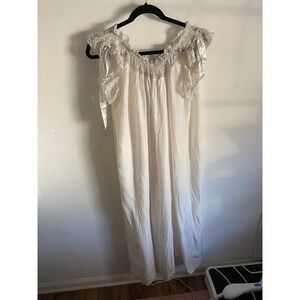 Vintage‎ 1930s Iris Rayon and Lace Robe